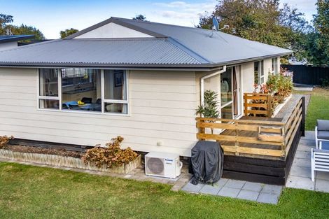 Photo of property in 2/22 Mathesons Road, Phillipstown, Christchurch, 8011