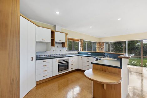 Photo of property in 106 Atawhai Road, Fitzherbert, Palmerston North, 4410