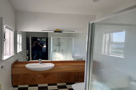 Photo of property in 43 Mortimer Terrace, Brooklyn, Wellington, 6021