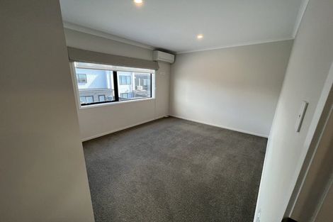 Photo of property in 37 Walter Merton Road, Hobsonville, Auckland, 0616