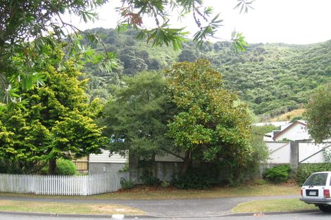 Photo of property in 13 Larchmont Grove, Totara Park, Upper Hutt, 5018