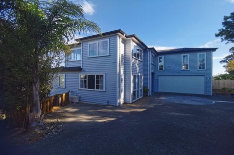 Photo of property in 1004a East Coast Road, Northcross, Auckland, 0630