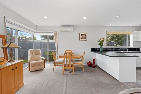 Photo of property in 34 Appleby Crescent, Burnside, Christchurch, 8053