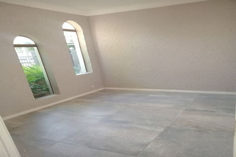 Photo of property in 16 Valhalla Drive, Beach Haven, Auckland, 0626