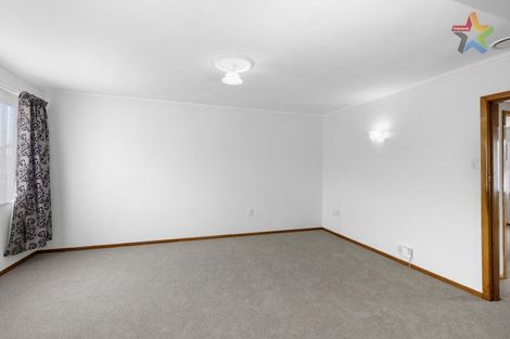 Photo of property in 8 Stamford Grove, Avalon, Lower Hutt, 5011