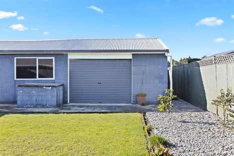 Photo of property in 38 Lyndhurst Street, Westport, 7825
