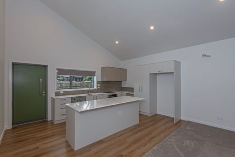 Photo of property in 16 Martin Street, Palmerston North, 4414