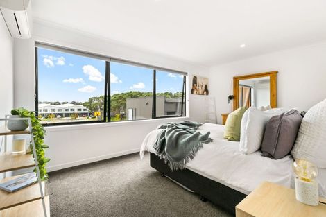 Photo of property in 7 Hudson Bay Road, Hobsonville, Auckland, 0616