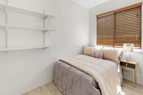 Photo of property in 2/112 Portage Road, New Lynn, Auckland, 0600