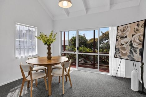 Photo of property in 2/19 Kenmore Street, Westown, New Plymouth, 4310
