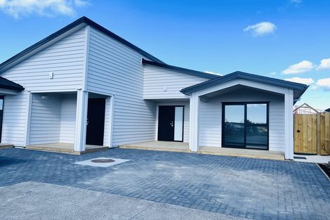 Photo of property in 16 Karihi Road, Karaka, 2113