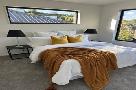 Photo of property in 1a Adelie Place, Murrays Bay, Auckland, 0630