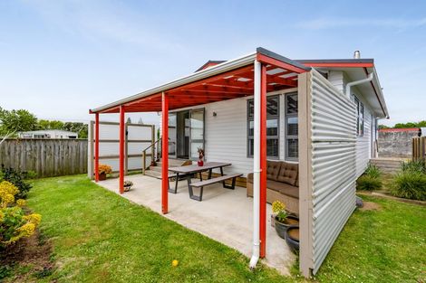 Photo of property in 15 Tasman Street, Opunake, 4616
