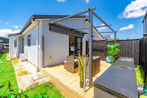 Photo of property in 34b Kahui Parade, Karaka, 2113