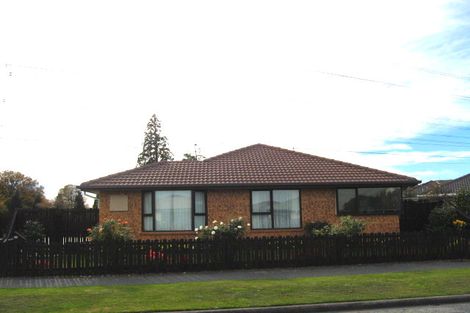Photo of property in 1/4 Showgate Avenue, Sockburn, Christchurch, 8042
