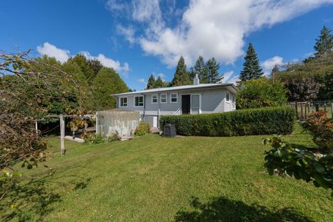 Photo of property in 6 Waugh Street, Kimbolton, 4777
