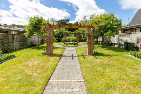Photo of property in Redwood Village, 6/42 Main Road, Tawa, Wellington, 5028