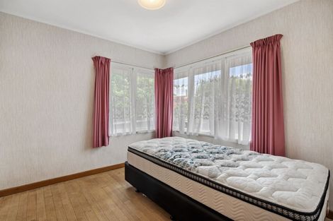 Photo of property in 2/10 Merriefield Avenue, Forrest Hill, Auckland, 0620