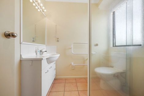 Photo of property in 111a Poaka Avenue, Dinsdale, Hamilton, 3204