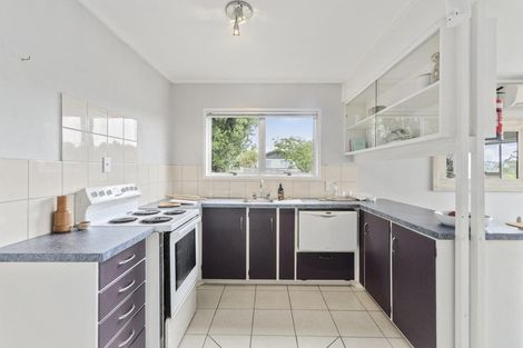 Photo of property in 42 Reynella Drive, Massey, Auckland, 0614