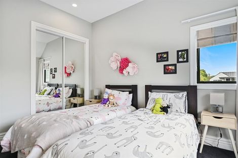 Photo of property in 127 Regent's Park Drive, Casebrook, Christchurch, 8051