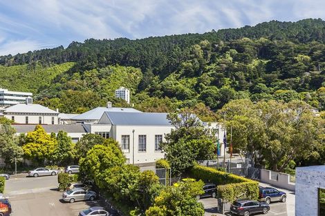 Photo of property in Hobson Court Flats, 42/70u Hobson Street, Thorndon, Wellington, 6011