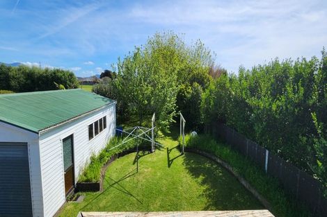 Photo of property in 4 Miro Street, Merrilands, New Plymouth, 4312