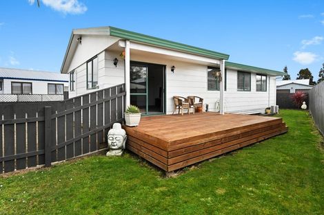 Photo of property in 35 Shelley Jane Place, Dinsdale, Hamilton, 3204