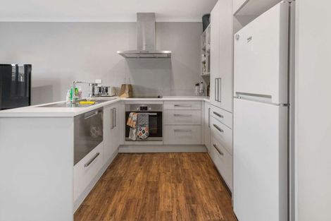 Photo of property in 144u3 Old Farm Road, Hamilton East, Hamilton, 3216