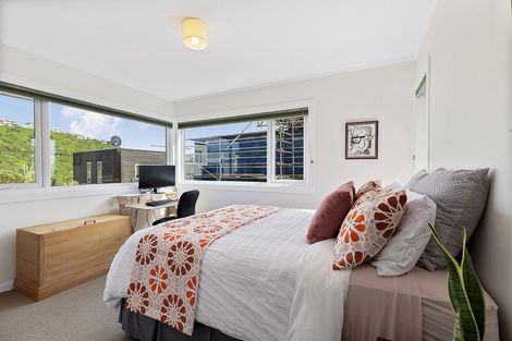 Photo of property in 132 Mitchell Street, Brooklyn, Wellington, 6021