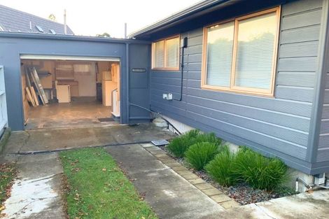 Photo of property in 1 Alexander Road, Waikanae, 5036