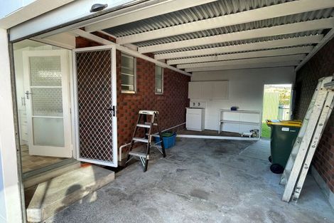 Photo of property in 2/154 Carrington Street, Lower Vogeltown, New Plymouth, 4310