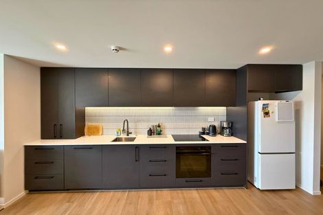 Photo of property in 4/7 Northlake Drive, Wanaka, 9305