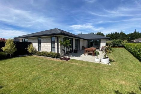 Photo of property in 5 Fairbairn Road, Rolleston, 7614