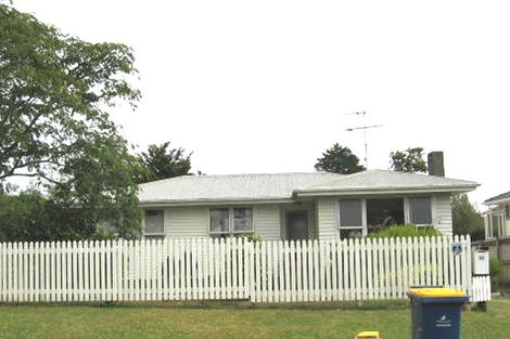 Photo of property in 17 Ranui Avenue, Ranui, Auckland, 0612