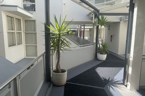 Photo of property in Sirocco Apartments, 806/8u Church Street, Wellington Central, Wellington, 6011