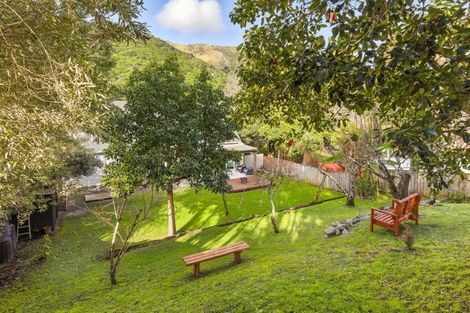 Photo of property in 98 Leinster Avenue, Raumati South, Paraparaumu, 5032