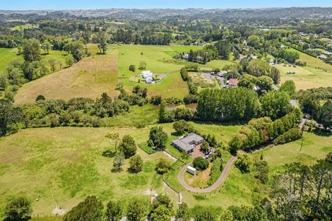 Photo of property in 48 Pomona Road, Kumeu, 0891