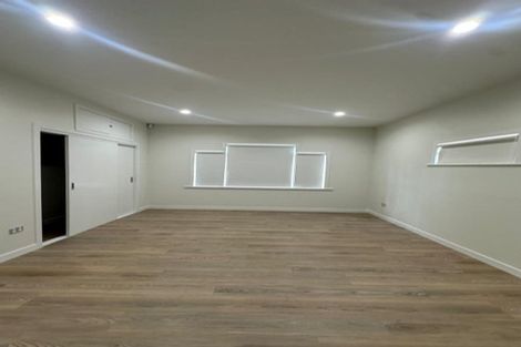 Photo of property in 2 Nikau Street, New Lynn, Auckland, 0600