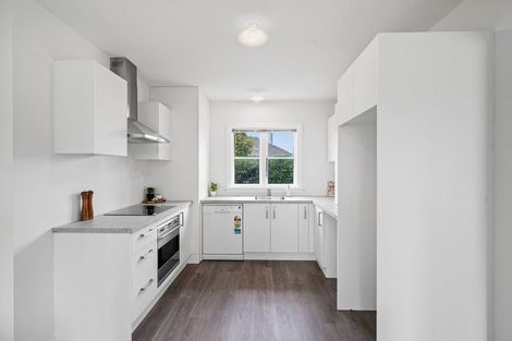 Photo of property in 18 Shands Road, Hornby, Christchurch, 8042