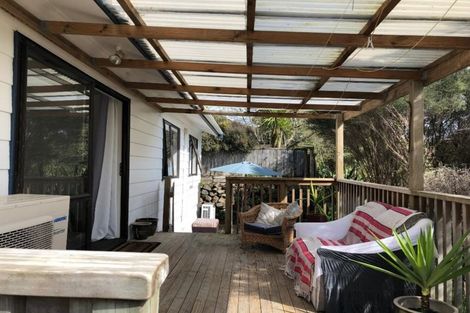Photo of property in 2/15 Simpson Road, Ranui, Auckland, 0612