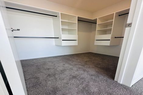 Photo of property in 1/1088 Beach Road, Torbay, Auckland, 0630