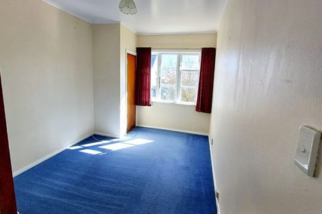 Photo of property in 5 Cressy Street, Waterloo, Lower Hutt, 5011