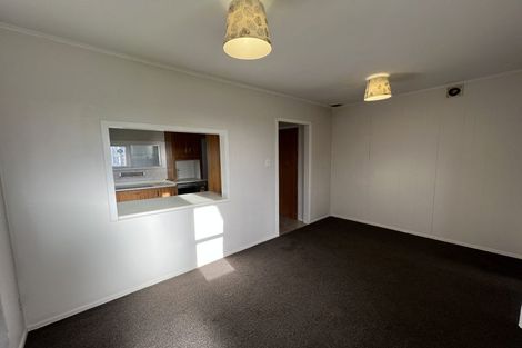 Photo of property in 25 Marewa Street, Te Atatu South, Auckland, 0610