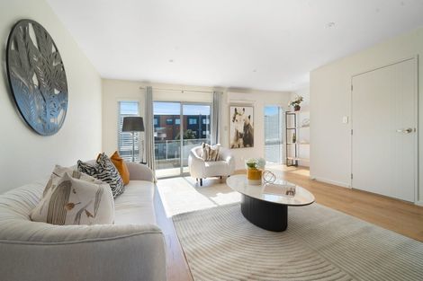 Photo of property in 81 Bordeaux Parade, Te Atatu South, Auckland, 0610