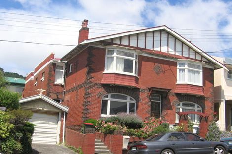 Photo of property in 1u1 Moncrieff Street, Mount Victoria, Wellington, 6011
