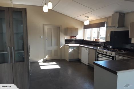 Photo of property in 22 Ross Street, Marton, 4710