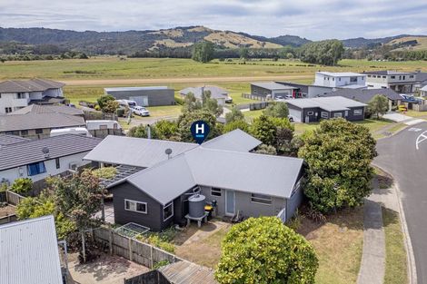 Photo of property in 1 Yankee Lane, Whitianga, 3510