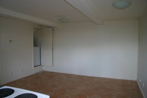 Photo of property in 42 Mitchell Street, Brooklyn, Wellington, 6021