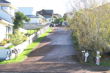 Photo of property in 1/64 Gosford Drive, Botany Downs, Auckland, 2010